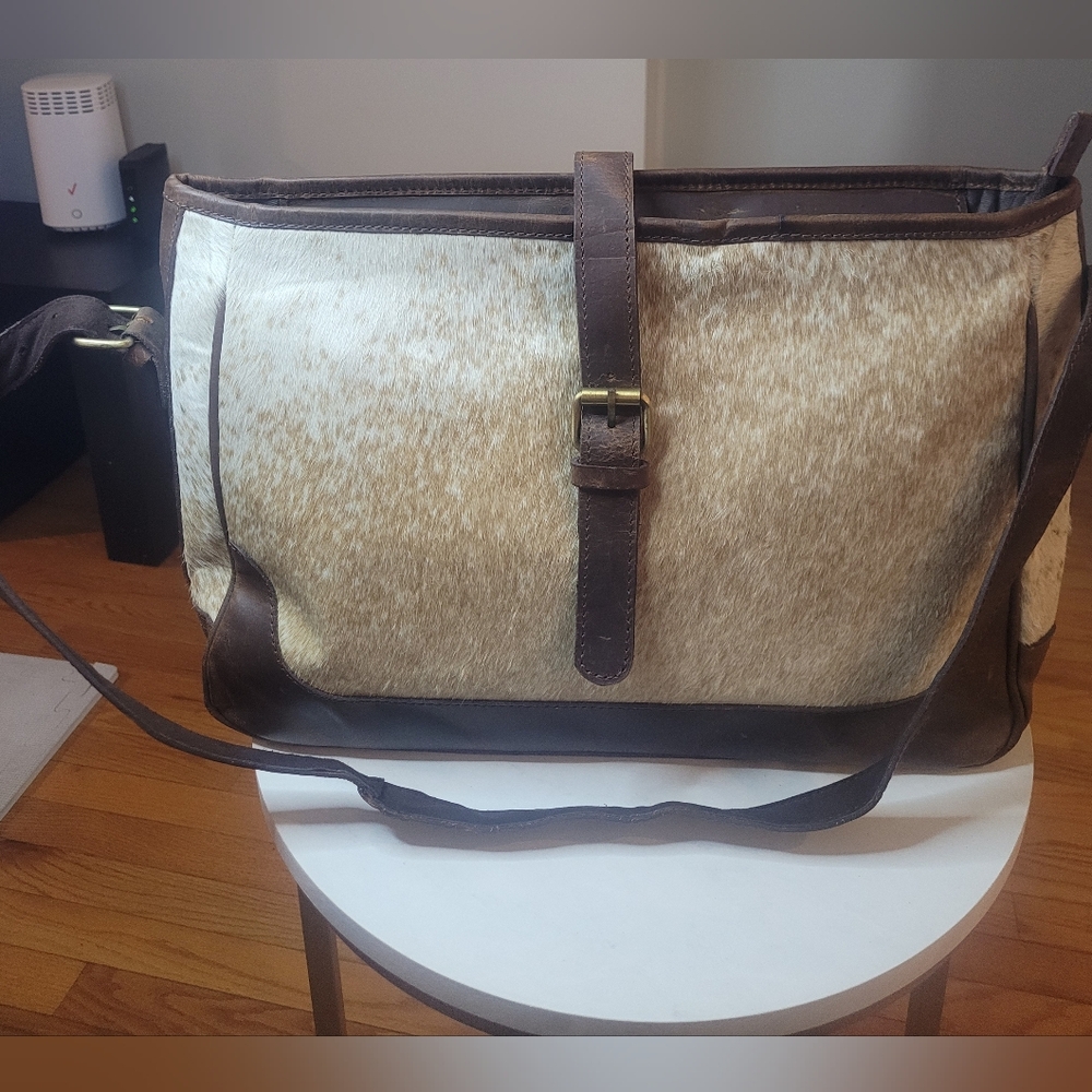 Vintage Cowhide Light Brown and Cream Bag. NWOT‎